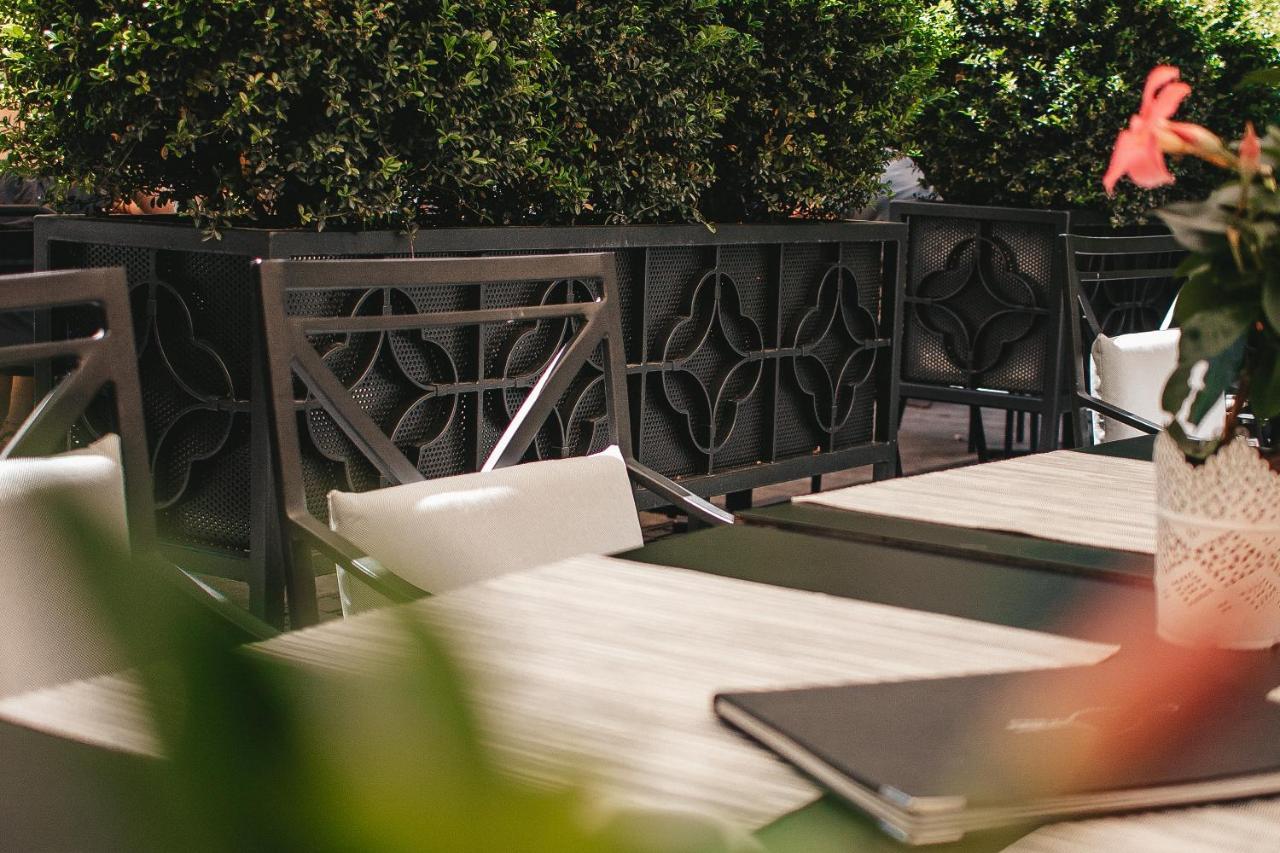 Hotel De La Cigogne 5*