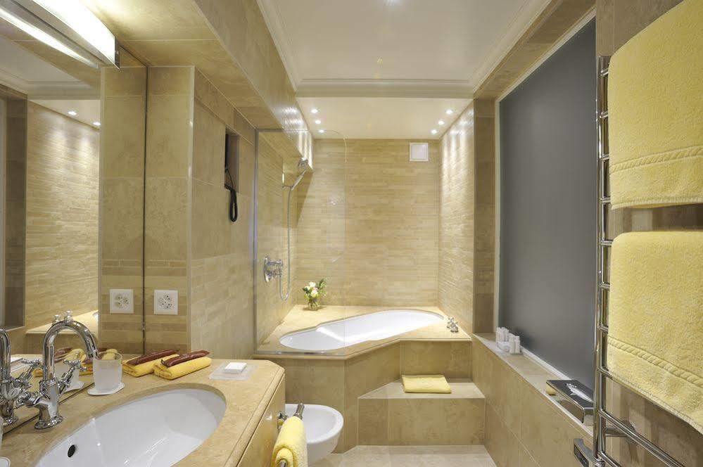 Hotel De La Cigogne 5*