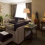 Hotel De La Cigogne 5*