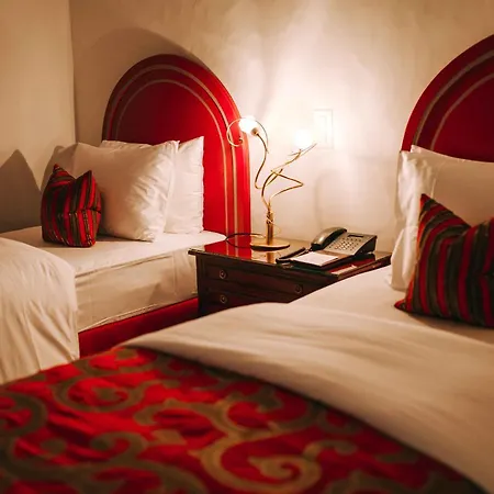 Hotel De La Cigogne 5*