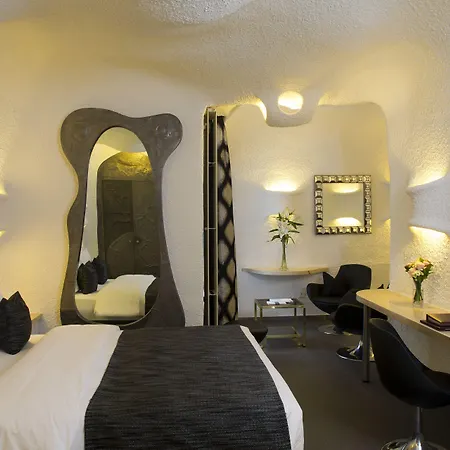 De La Cigogne Hotel 5*
